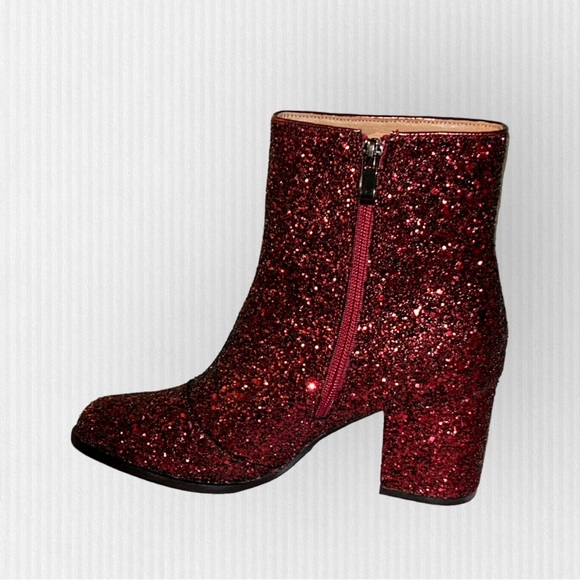 Hey Girl Burgundy Boots! - Picture 2 of 3